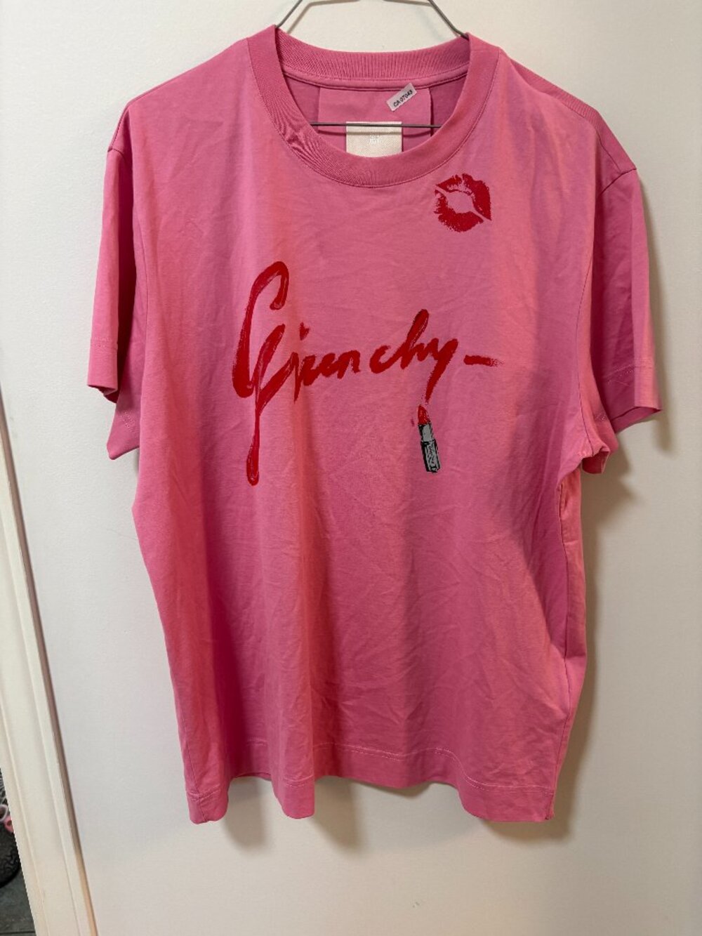 GIVENCHY T-Shirt Pink Graphic Tee Size Small